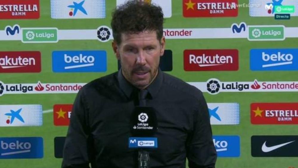 بعد البقاء احتياطيًا طوال المباراة .. سيميوني يُعلق بكلمتين على وضع غريزمان في برشلونة