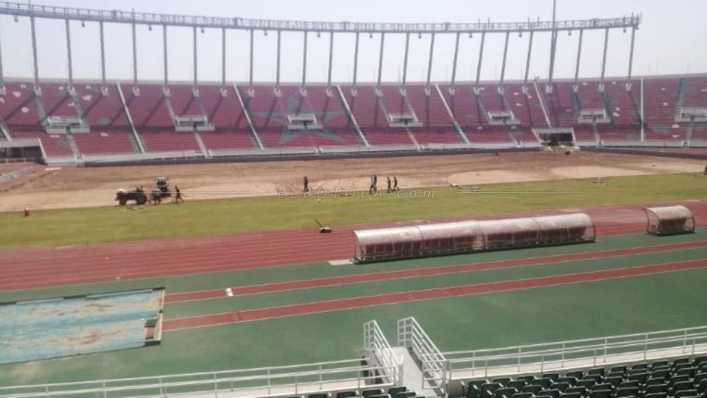 "وزير الرياضة" يؤكد انطلاق أشغال صيانة أرضية ملعب "مولاي عبد الله" في الرباط