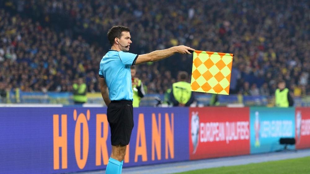 الفيفا يخطط لاعتماد تقنية "تحديد التسلل" في مونديال 2022