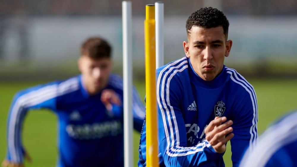 الإصابة تُغيِّبُ الياميق لحوالي شهر وتحرم سرقسطة من خدماته في مرحلة حاسمة