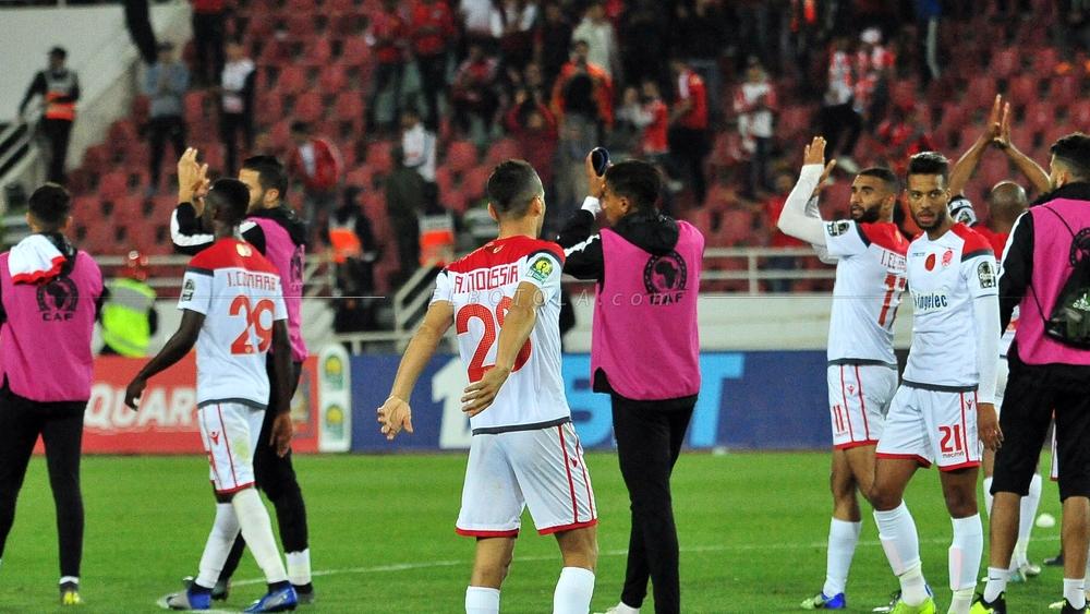 لاعبو الوداد يحصلون على مستحقاتهم المادية قبل السَّفر لمدينة أكادير