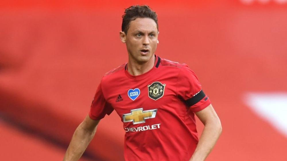 رسميا | مانشستر يونايتد يجدد عقد ماتيتش حتى عام 2023