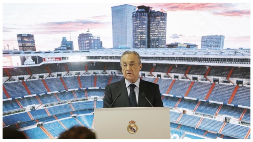 فلورنتينو بيريز يبعث رسالة "استثنائية" لمشجع مدريدي رفض استرجاع قيمة تذاكره الموسمية