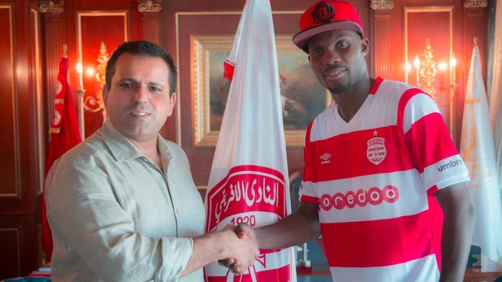 بسبب ملف أونداما.. "الفيفا" يعاقب النادي الإفريقي بحرمانه من التعاقدات