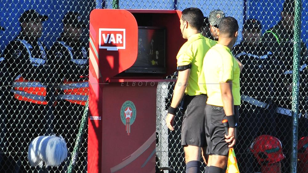 الفيفا يعلن مسؤوليته الكاملة عن تشغيل الـ VAR في جميع أنحاء العالم