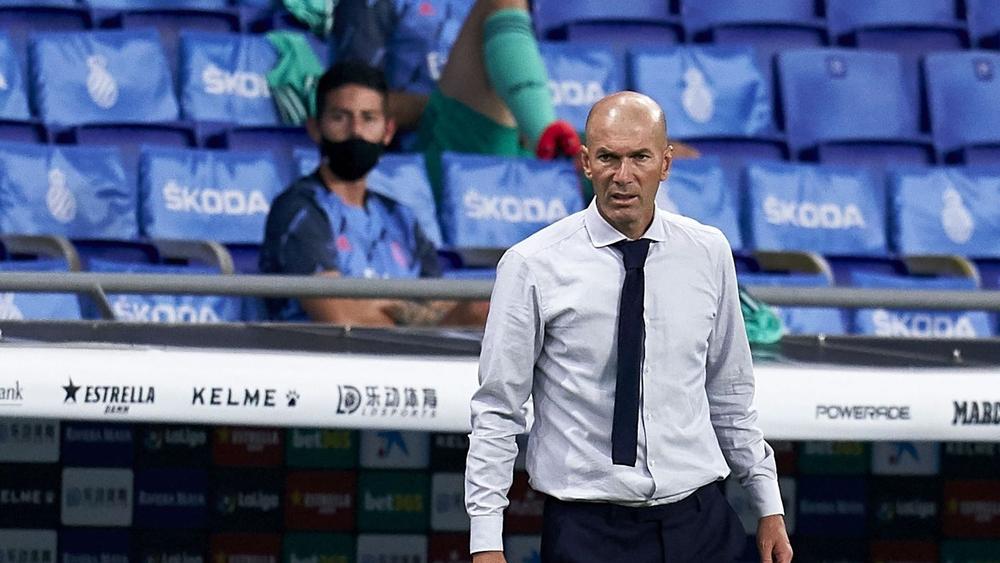 زيدان: "من الجنون خوض 4 مباريات في 11 يوما لكن لا يمكننا تغيير الجدول"