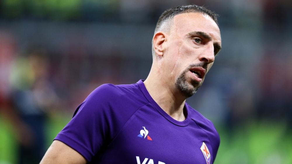 بعد إثارته الجدل بشأن مستقبله.. ريبيري يؤكد: "وقعت في حب فيورنتينا"