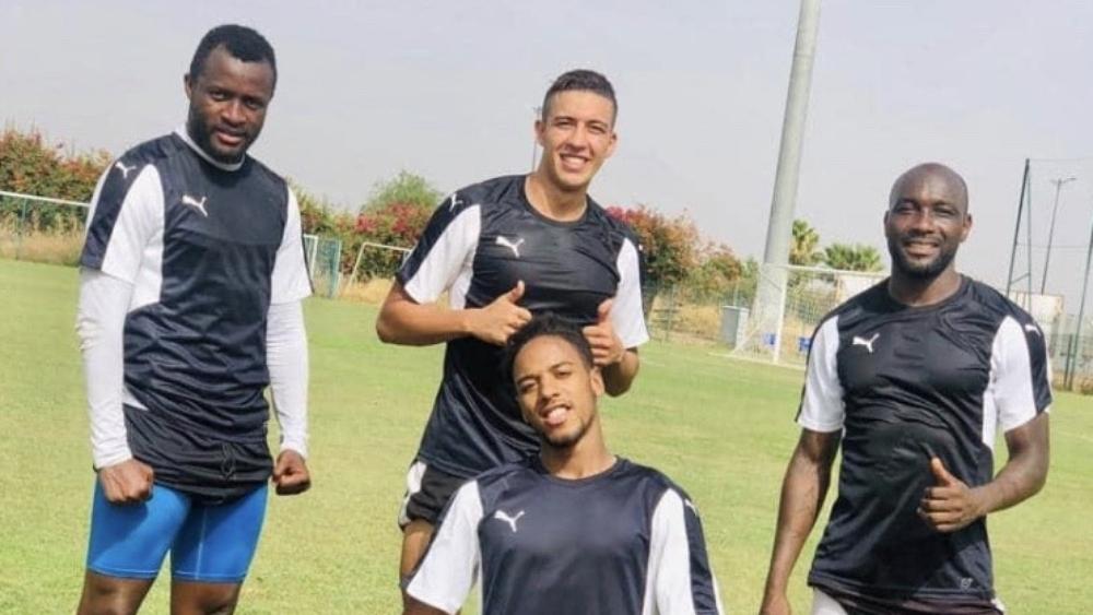 ٍلاعبو الكوكب المراكشي "الأجانب" يغيبون عن التداريب احتجاجا على إدارة النادي