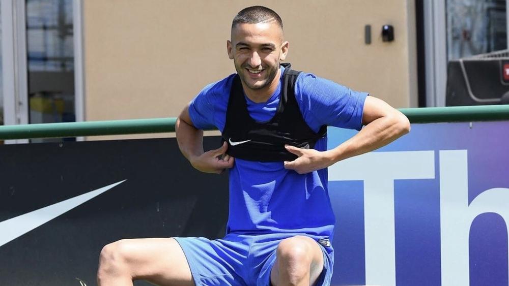 بالصور | للمرة الأولى حكيم زياش يظهر في تدريبات تشيلسي