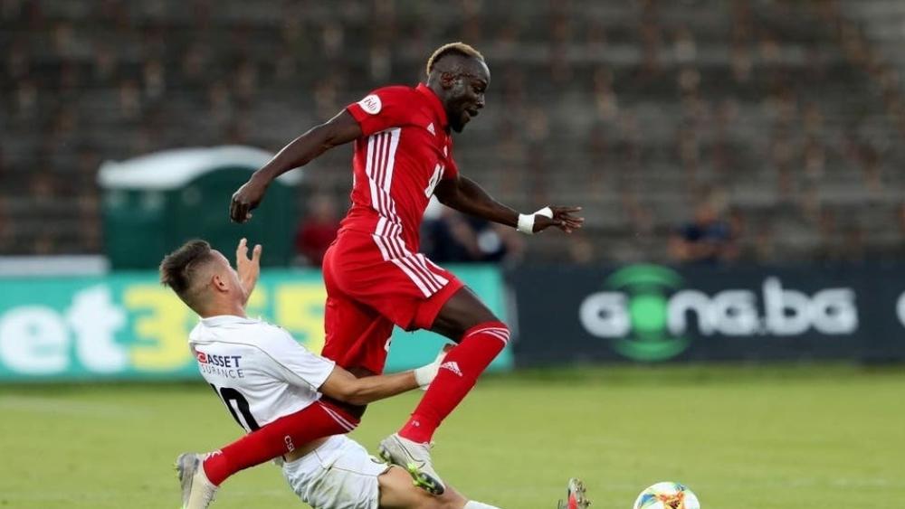 الإتحاد البلغاري يؤجل انطلاقة الدوري لأسبوعين بعد ارتفاع عدد الحالات المصابة بالوباء