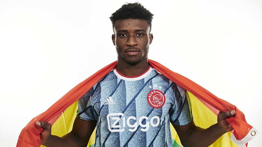 رسميا | أياكس يتعاقد مع الغاني الشاب "محمد قدس"