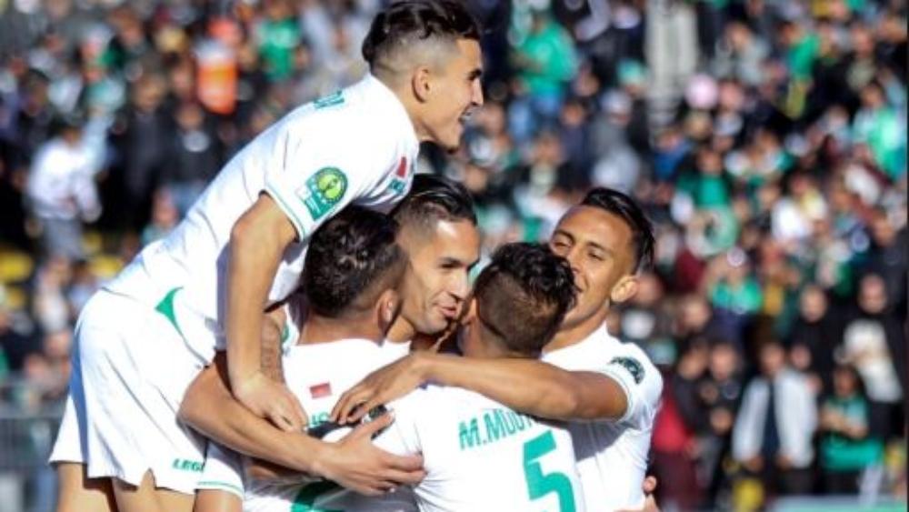 نادي الرجاء الرياضي يهنئ لاعبي مركز تكوينه وكل الطلبة الذين اجتازوا امتحانات الباكالوريا بنجاح