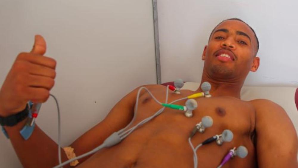 بعد مراسلة الجامعة للأندية .. اتحاد طنجة يخضع لاعبيه لإجراء "تخطيط كهربية القلب"