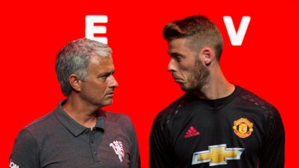 مورينيو: "كيف يحصل دي خيا على كل هذه الأموال من مانشستر يونايتد؟"