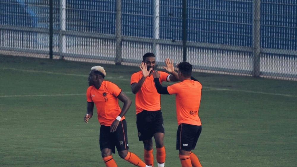 في مباراة إعدادية .. نهضة بركان "يسحق" الرشاد البرنوصي برباعية نظيفة