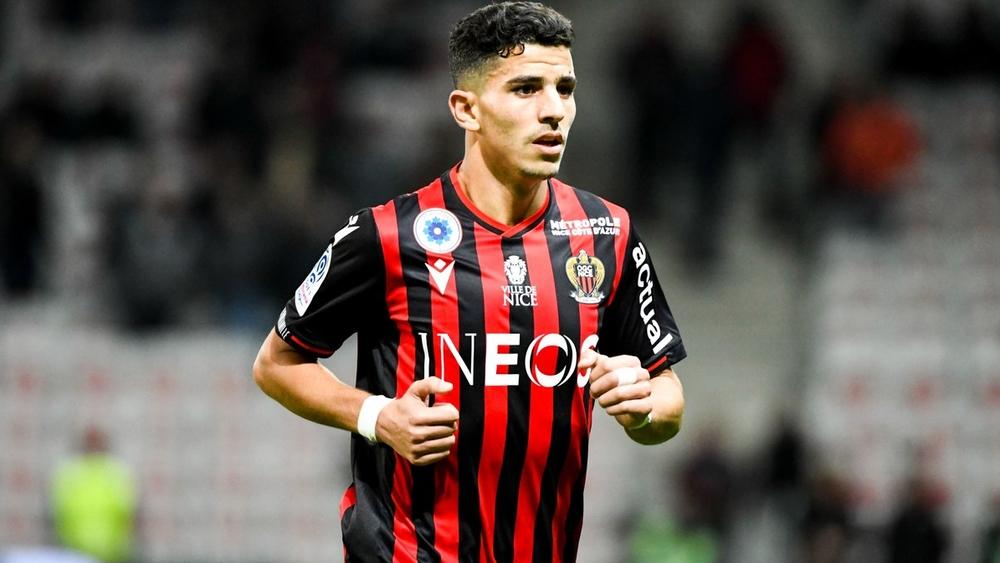 ريال مدريد وأندية أخرى تبدي اهتمامها بالجزائري يوسف عطال