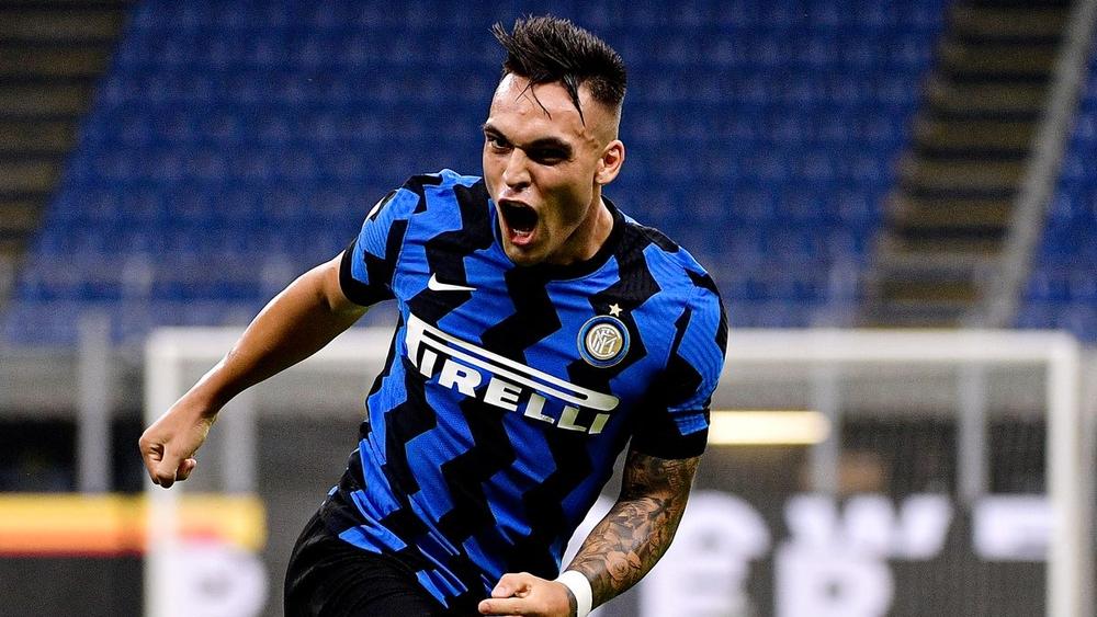 بارتوميو يأمر برشلونة بـ"إيقاف" المفاوضات لضم لاوتارو مارتينيز