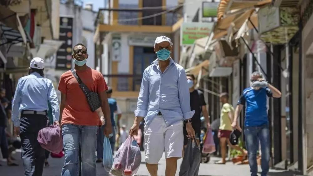 جهة الدارالبيضاء-سطات  الأكثر تضررا بوباء "كورونا " في الـ24 ساعة الأخيرة بـ340 حالة تليها جهة فاس-مكناس بـ297 حالة