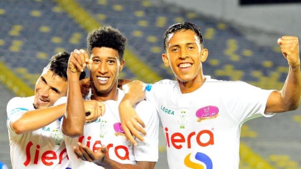 عكس ما يشاع.. رحيمي حاضر في مباراة برشيد