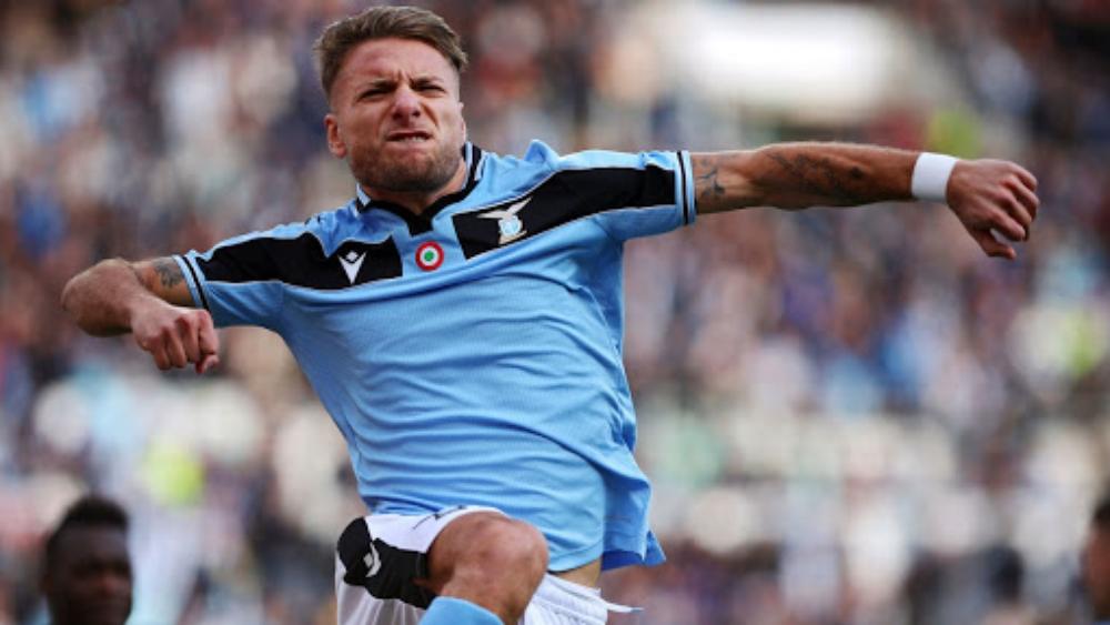 الملك إيموبيلي.. من "أزمة الاحتراف" إلى عرش هدافي أوروبا