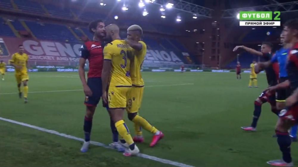 أمرابط يُودِّع فيرونا ببطاقة حمراء ويغيب عن أول مباراة لفيورنتينا في الموسم القادم