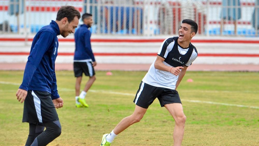 بنشرقي وأوناجم ينضمان لمعسكر الزمالك بعد "سلبية" نتائج اختبارات "كورونا"