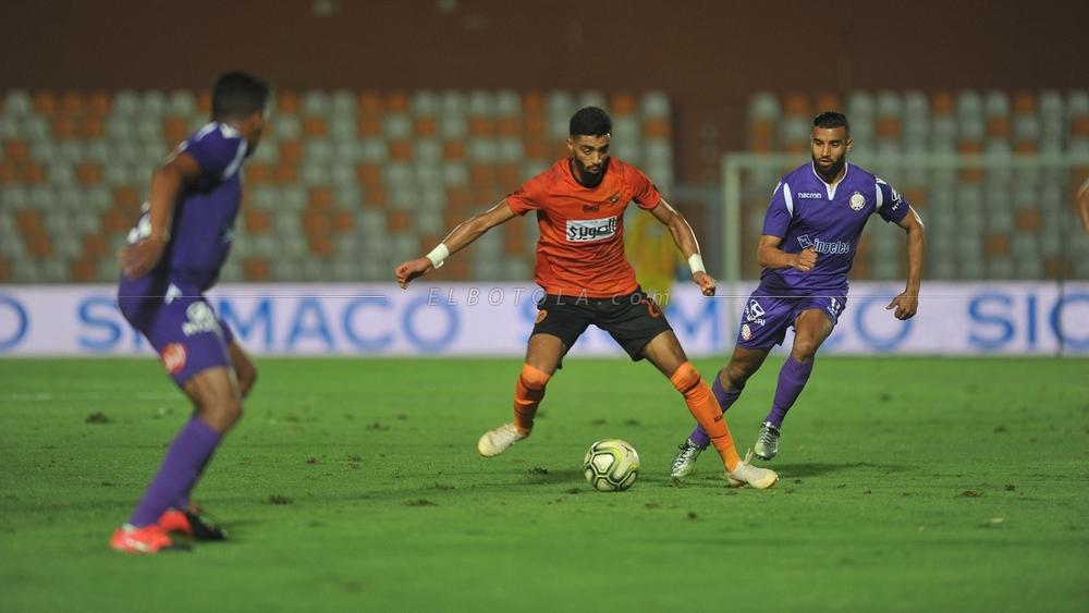 في مباراة بطلها "الفار" .. نهضة بركان "تقلب الطاولة"على الوداد و ترتقي للمركز الثاني مناصفة مع الرجاء