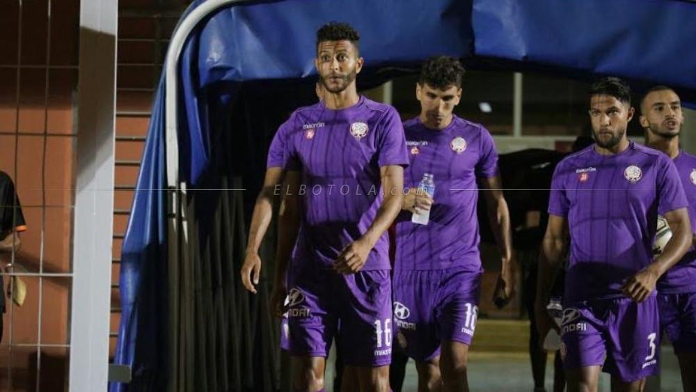 جماهير الوداد تُعاتب لاعبيها ومدربهم "غاريدو" وتنتقد رئيس فريقها "الناصيري"