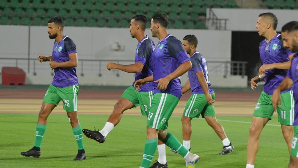 خاص | بسبب كورونا.. مطاعم بني ملال ترفض استقبال لاعبي الـ"RBM" قبل ملاقاة الدفاع الجديدي!