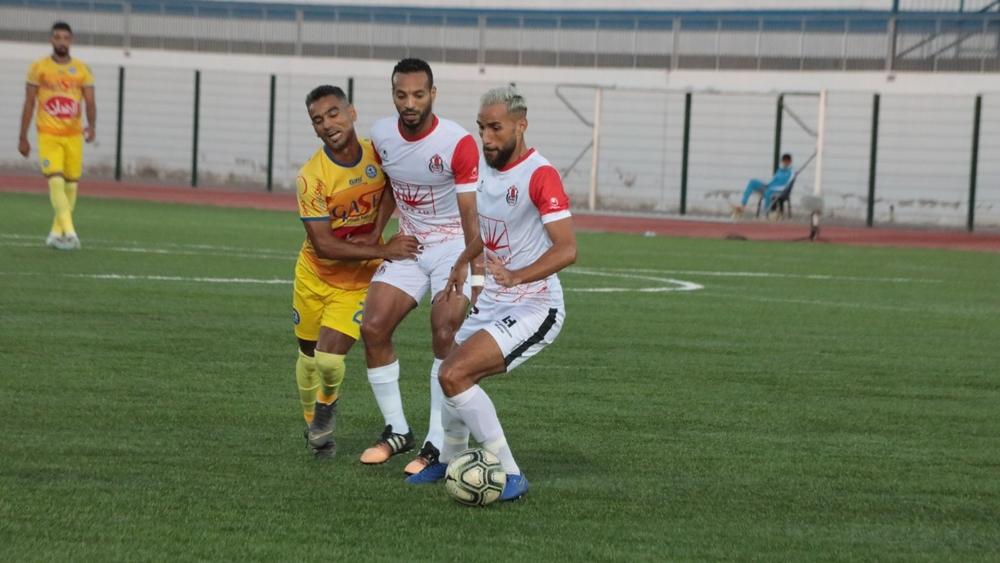 التعادل الإيجابي يحسم مواجهة نهضة الزمامرة والفتح الرباطي