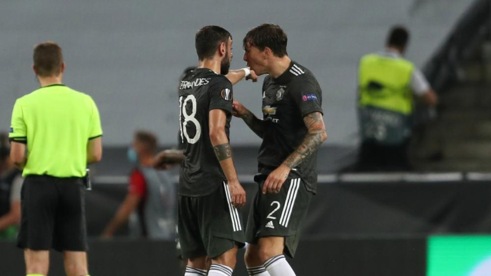 برونو فيرنانديز يدخل في "خلاف حاد" مع زميله في مانشستر يونايتد في مباراة إشبيلية