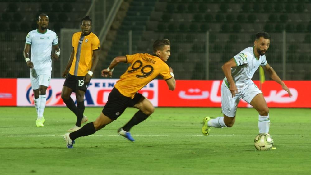 مولودية وجدة يحقق فوزه الأول بعد "التوقف" بثلاثية أمام أولمبيك خريبكة