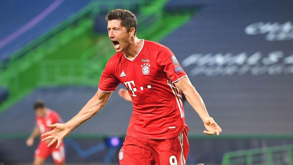 ليفاندوفسكي ثاني لاعب بعد كريستيانو يسجل 15 هدفا في موسم واحد بدوري الأبطال