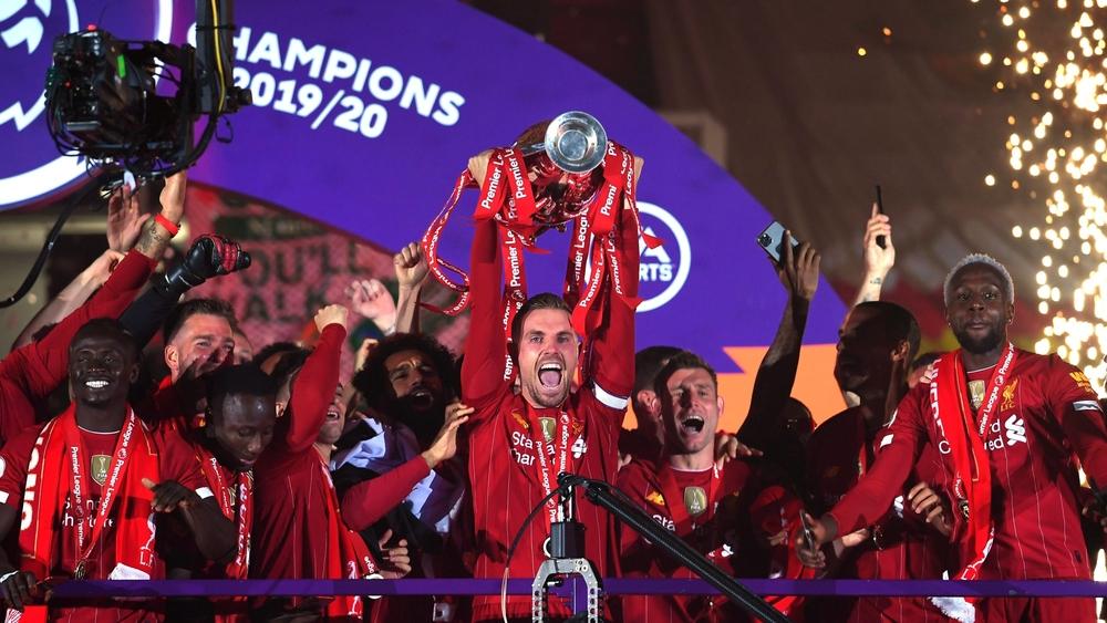 إعلان جدول مباريات الجولة الأولى من الدوري الإنجليزي وتأجيل مواجهتي قطبي مانشستر