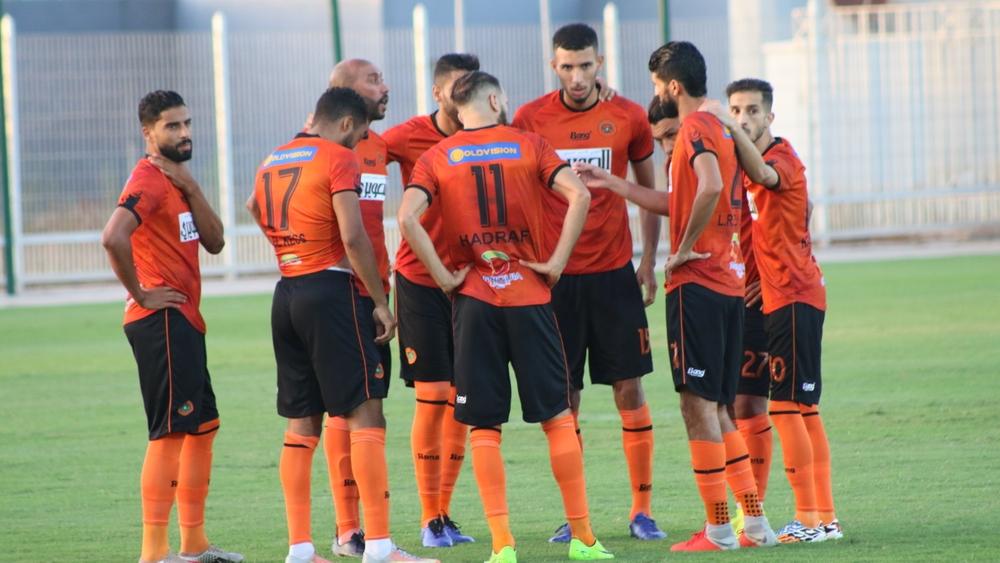 طبيب نهضة بركان لـ"البطولة": "لدينا ثلاث إصابات بفيروس كورونا داخل الفريق و حالتان مشكوك في إصابتهما"