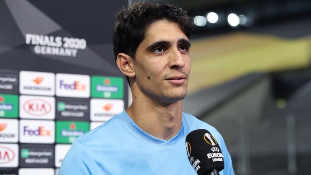 ياسين بونو: “أهدي لقب الدوري الأوروبي لكل الجماهير المغربية”