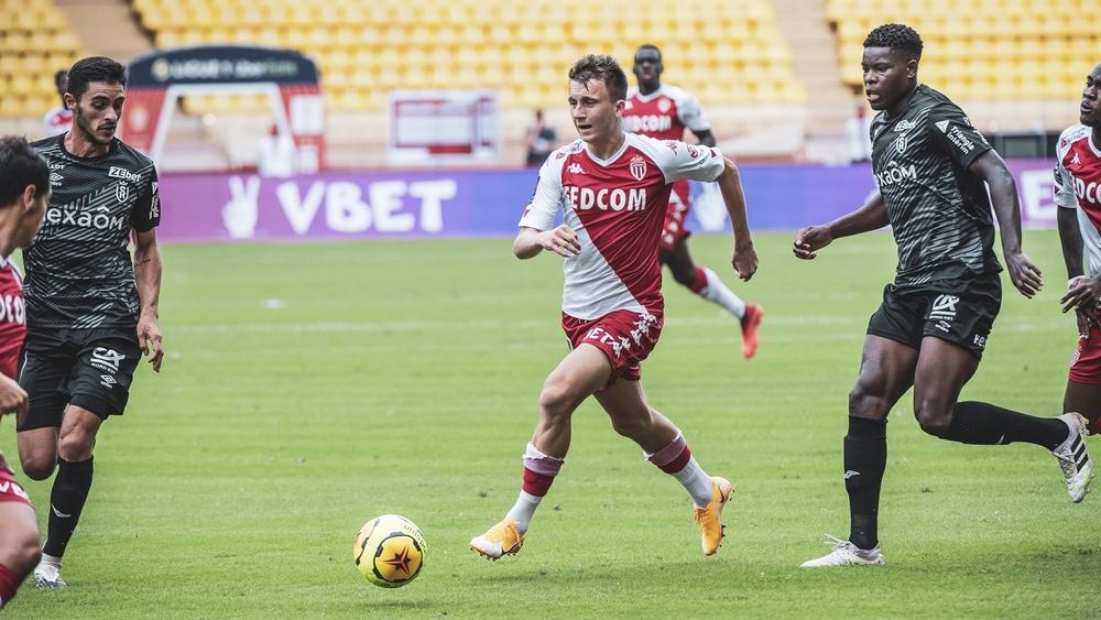 موناكو يستهل موسمه في "الليغ1" بالتعادل أمام ستاد ريمس