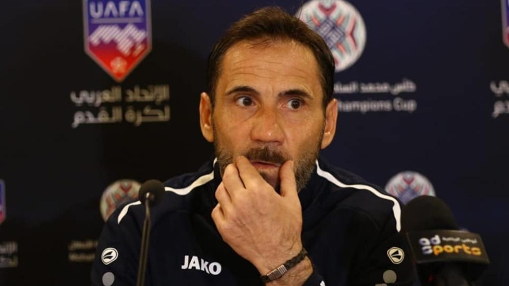 منافس الرجاء في البطولة العربية.. الإسماعيلي يعلن رسميًا انفصاله عن مدربه الفرنسي غوميز