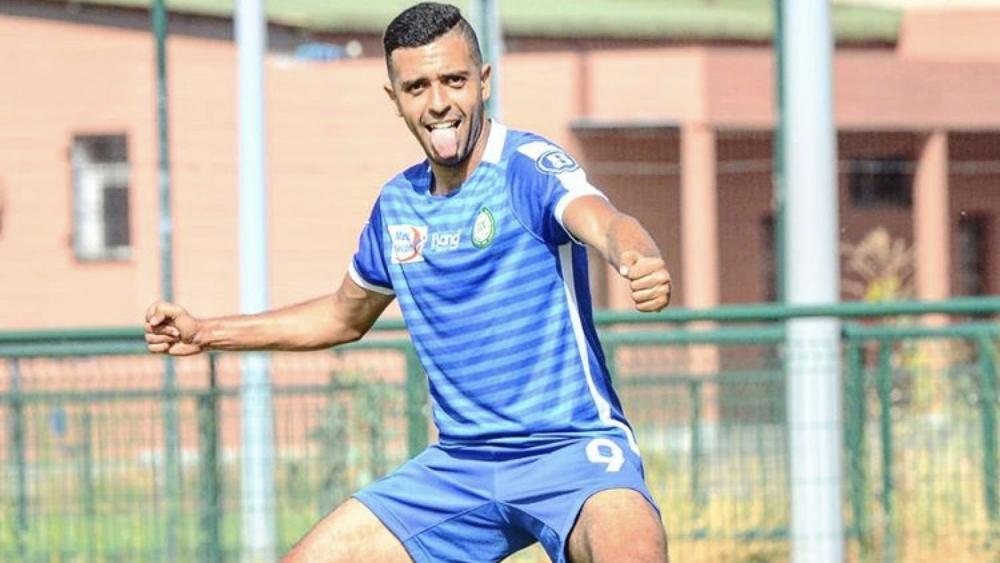 مفاوضات "جادّة" بين الفتح  والهجهوج.. جزئيات بسيطة تفصل اللاعب عن الانتقال للنادي العاصمي