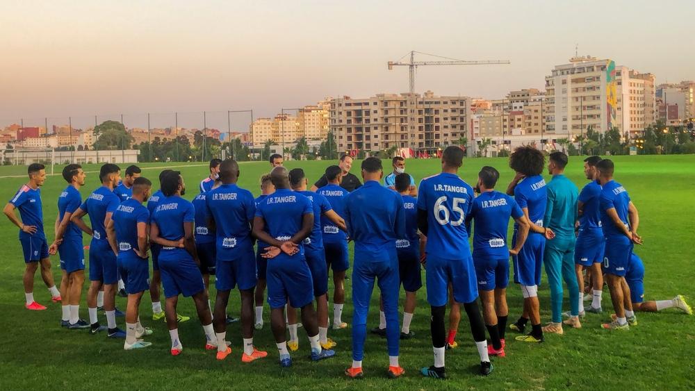 بعد تجاوز "محنة كورونا" .. اتحاد طنجة يستأنف تداريبه تحضيراً للعودة للمنافسات الرسمية