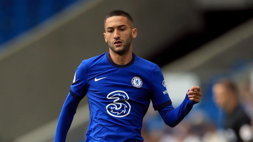 في ظهوره الأول مع تشيلسي.. زياش يُساهم في تسجيل هدفٍ مبكّر والإصابة تحرمه من إكمال المباراة