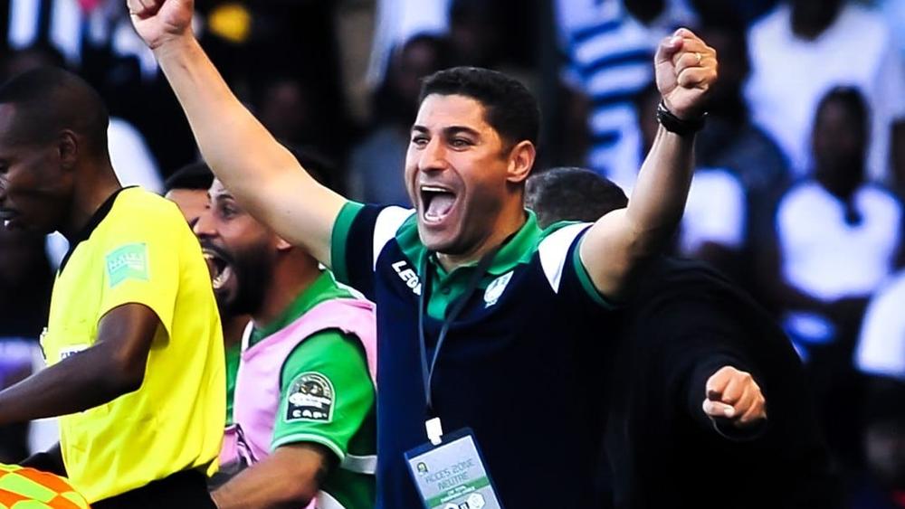 يوسف السفري يوجه "رسالة شكر" لفعاليات الرجاء قبل استئناف عمله داخل النادي الأخضر