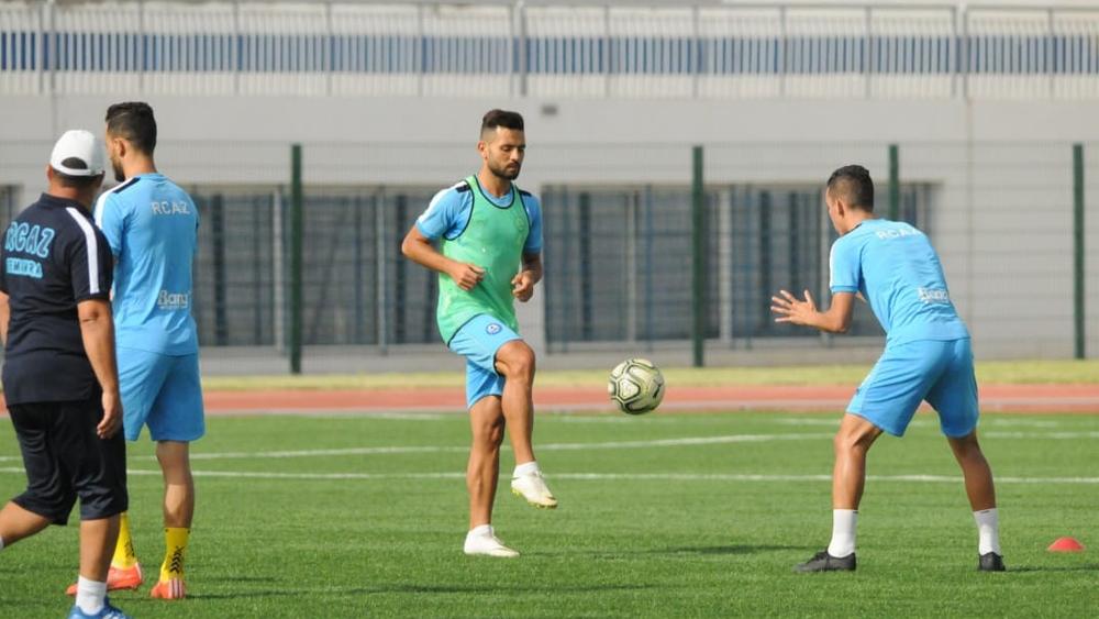 نهضة الزمامرة يؤجّل التحاليل المخبرية إلى اليوم الإثنين .. ويُلزم لاعبيه وأطره بـ"حجر منزلي صارم"