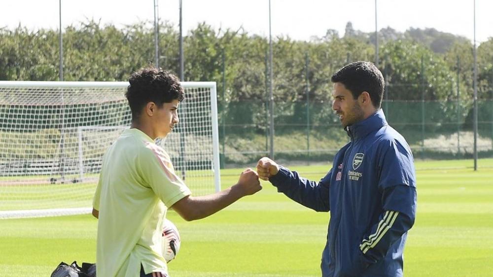 صلاح "مغربي الأصل" يظهر في تدريبات الفريق الأول لآرسنال