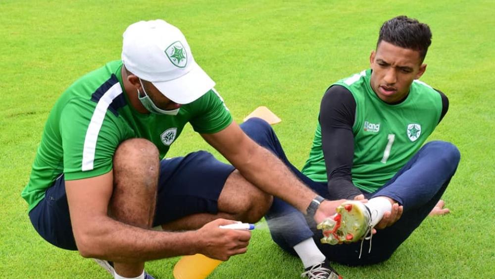 بعد تجديد أولمبيك آسفي عقد بيساك.. الرجاء يوجه بوصلته صوب مفتاح حارس المولودية الوجدية