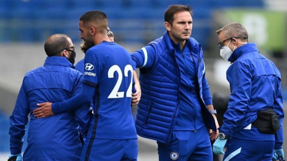 لامبارد: "زياش مصاب في الركبة ولن يلعب المباراة الأولى.. نأمل أن يعود بعد أسبوعين"