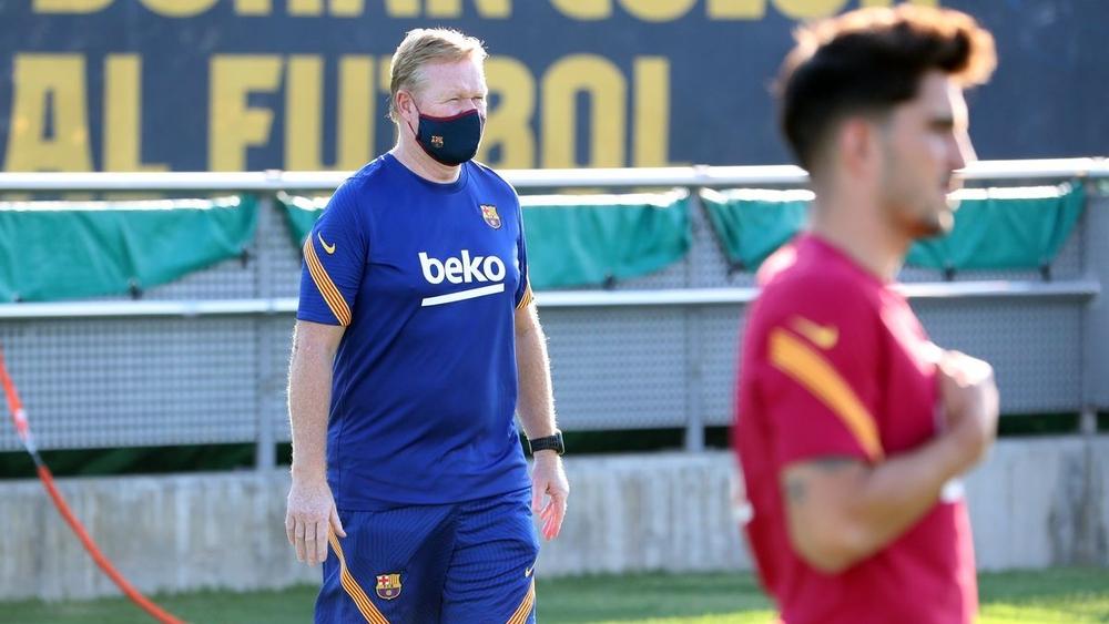 كومان يغير خطة برشلونة ويلعب بـ"4-2-3-1".. المدرب الهولندي يعمل على رفع "منسوب اللياقة البدنية" للاعبين