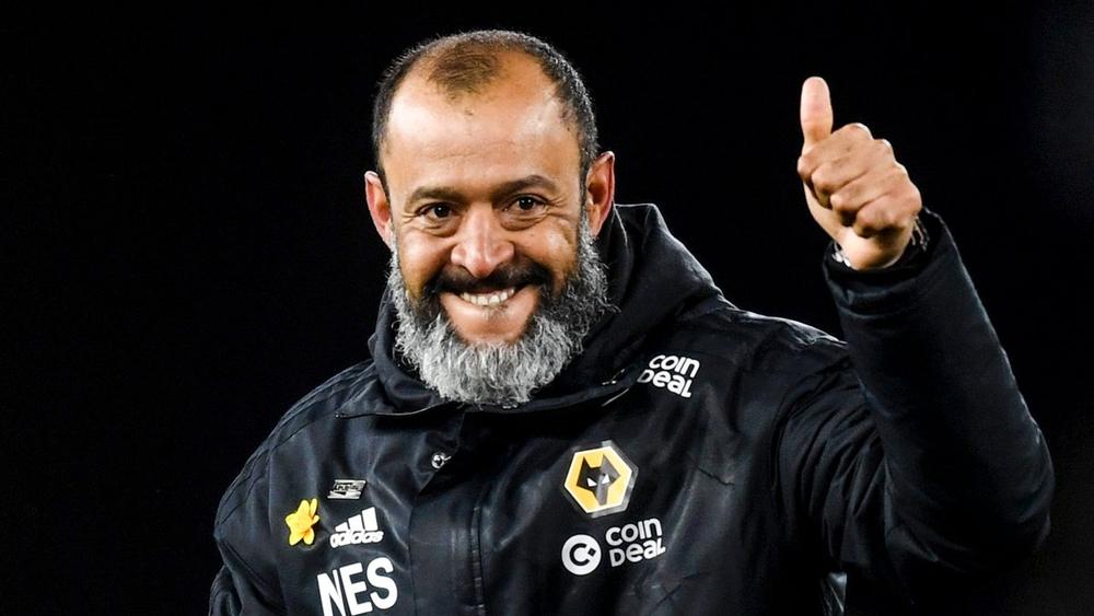 رسميا | وولفرهامبتون يجدد عقد مدربه البرتغالي نونو إسبيريتو سانتو