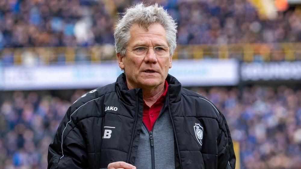 يحدث في الدوري البلجيكي.. نادي "غينت" ينفصل عن مدربه بعد قيادته الفريق لمدة 25 يوما فقط!