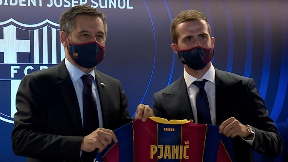 بيانيتش يرتدي القميص "8" في برشلونة بعد آرثور وإنييستا